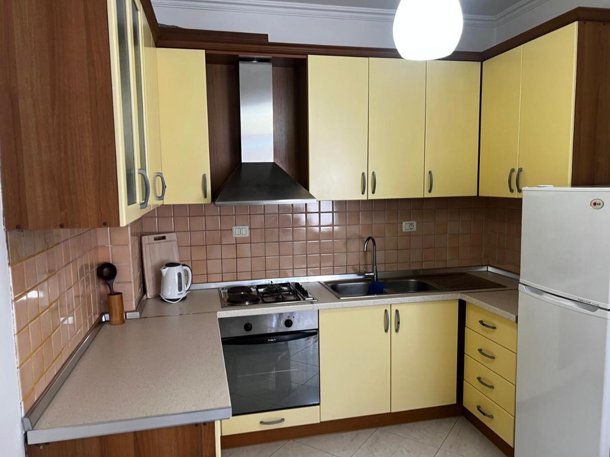 City Central Apartment 2 Тирана Екстер'єр фото